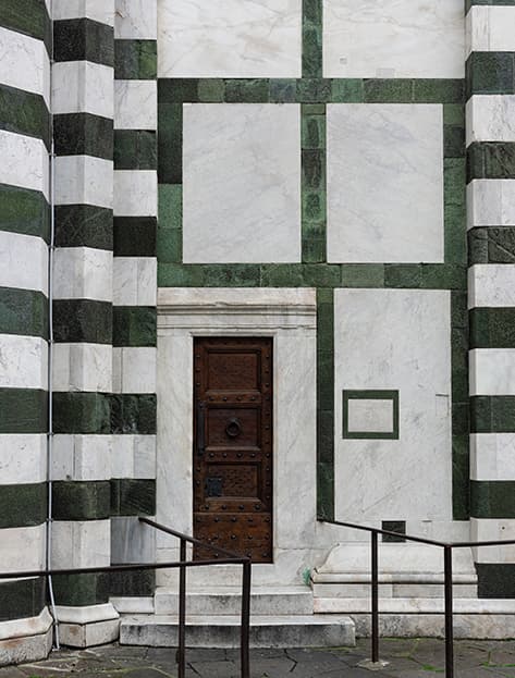 A side door to the Santa Maria del Fiore, the Florence Duomo