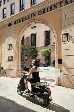 Mo Milan Main Entrance