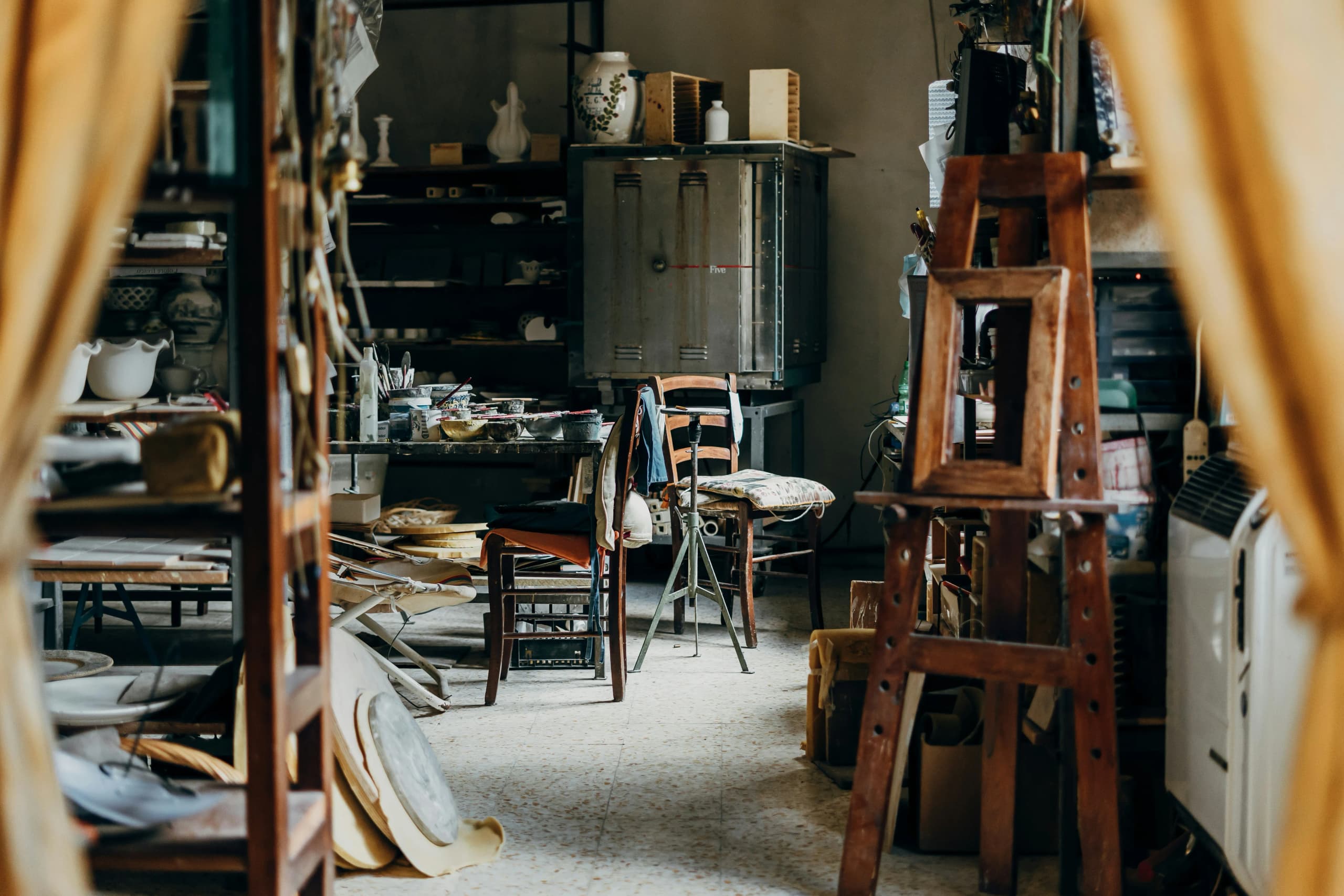 Art Studio Gabriella Clare Marino Ufgqtakaymo Unsplash Art Studio Gabriella Clare Marino Ufgqtakaymo Unsplash