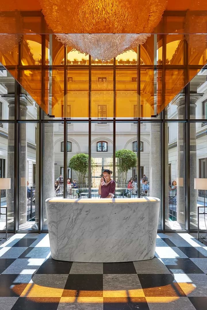 Seta Mandarin Hotel Milano Reception